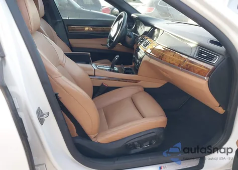 2013 BMW 750 Li from USA, damaged, VIN WBAYE8C51DD133811